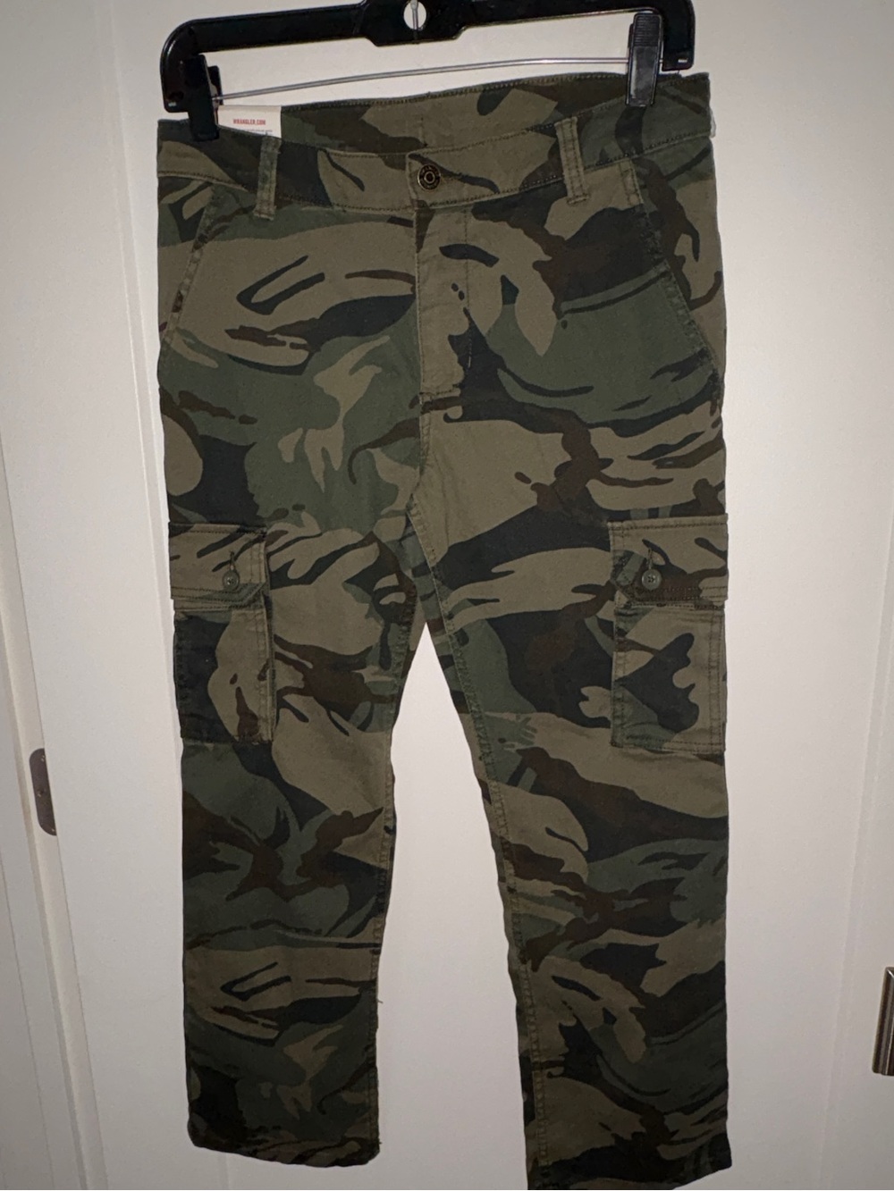 NWT Wrangler camo cargo pants boy's sz 12 Husky